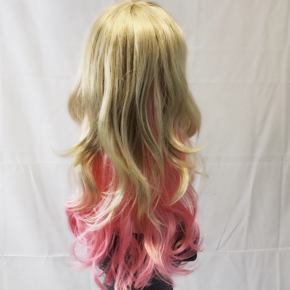 New Pink and Blonde wavy wig cosplay main image 7